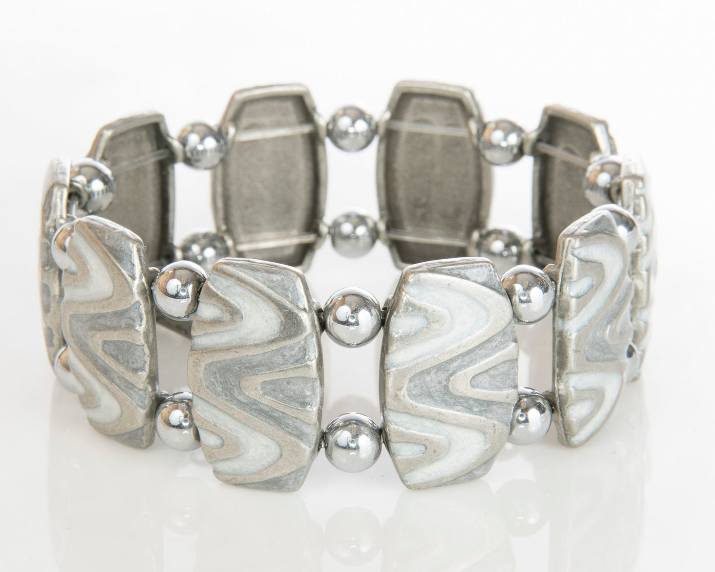 Magnetic Therapy Stretch Bracelet.