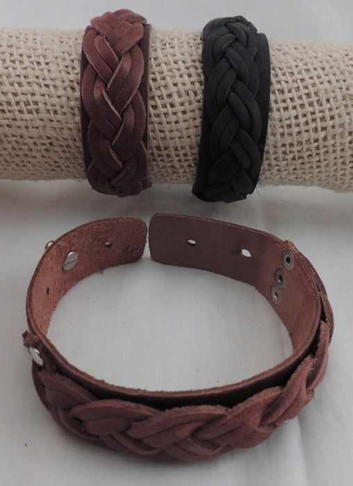 Thick Weave On Pad Bracelet