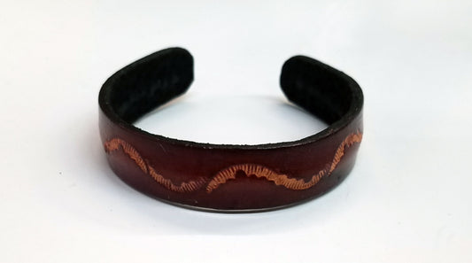 Narrow Leather Bendable Btacelet