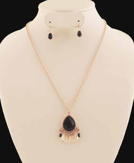 Teardrop Black On Gold Necklace/Earring Set