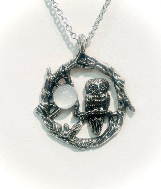 Owl Circle Necklace