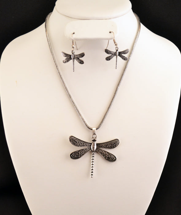 Dragonfly - Silver Necklace/Earring Set.